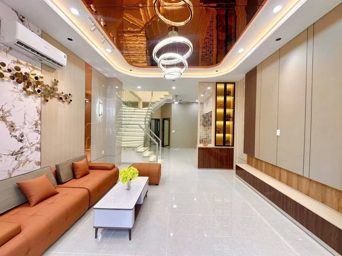 Bán nhà 3PN 76m² đường Đặng Thái Mai, Rạch Giá, 2.98 tỷ - Ảnh thu nhỏ 2