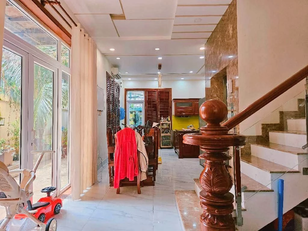 Bán biệt thự lô góc 252m2 KDC Gia Hoà, Phước Long, Quận 9, giá 20 tỷ - Ảnh thu nhỏ 3