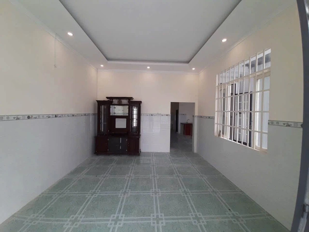Bán nhà 84m² mặt tiền gần chợ Định 1 tỷ 850 triệu - Ảnh 1