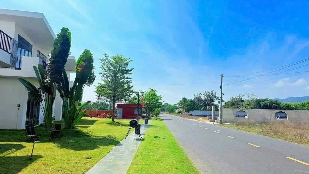 Bán đất 242m2 thôn Phước Hải gần biển, giá 2 tỷ 200 - Ảnh thu nhỏ 2
