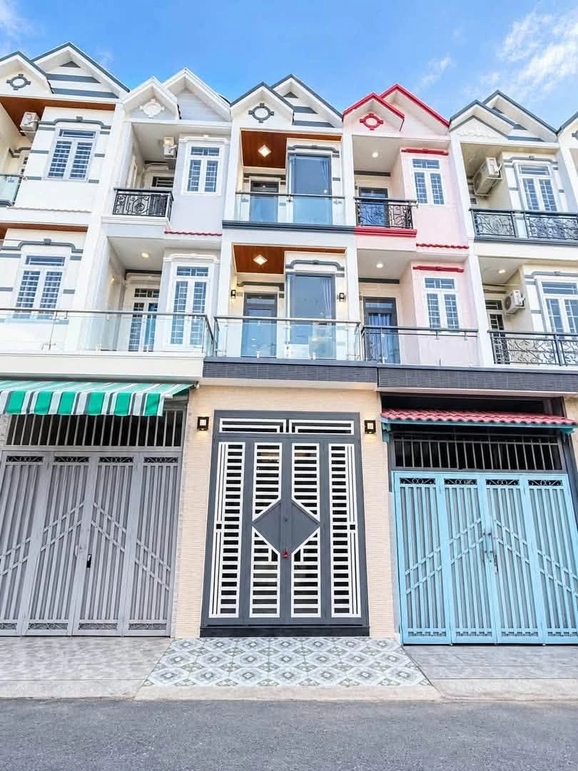 Bán nhà 3x12 4 phòng ngủ Huỳnh Tấn Phát Nhà Bè - Ảnh 1