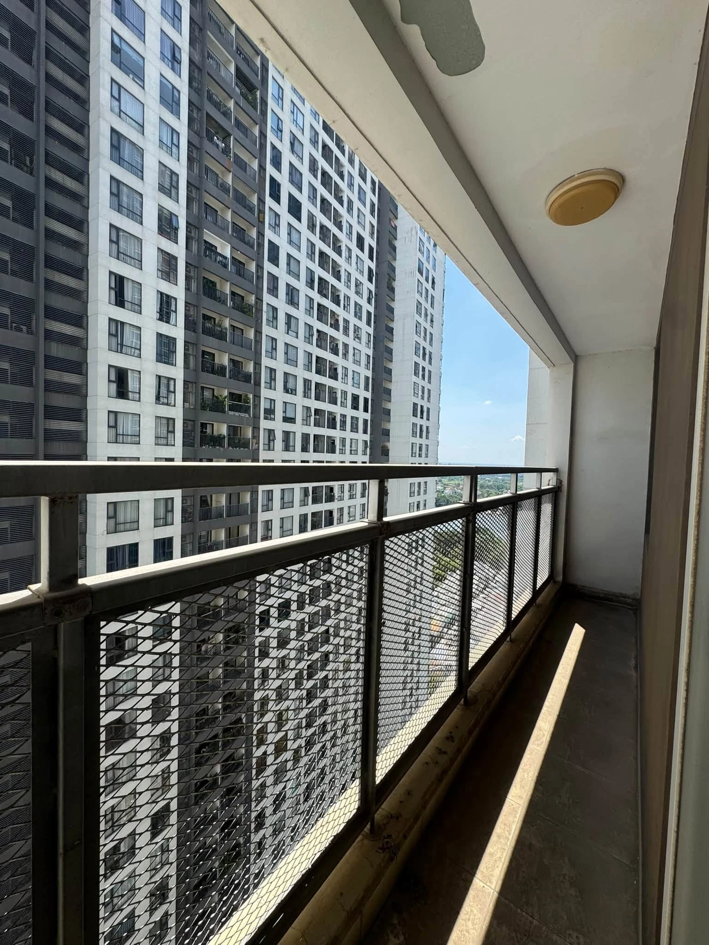 Bán căn hộ Riverside 90 Saigon Pearl 2PN 69m2 giá 5 tỷ, Bình Thạnh - Ảnh 1