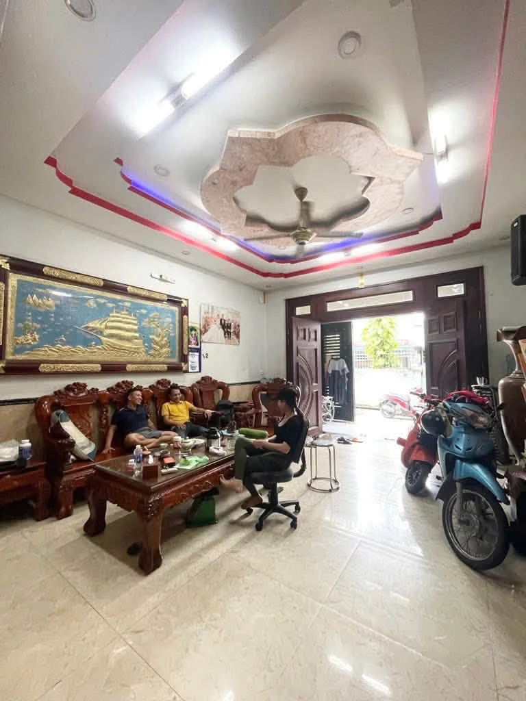Bán nhà 4 tấm 6PN 5WC 80m² Tân Phú 8 tỷ - Ảnh thu nhỏ 2