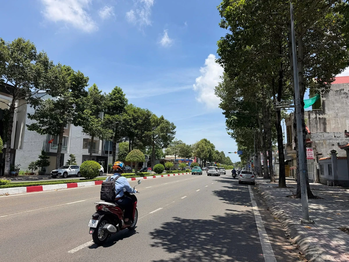 Bán đất mặt tiền kinh doanh 185m2 Hùng Vương Bà Rịa - Ảnh thu nhỏ 2