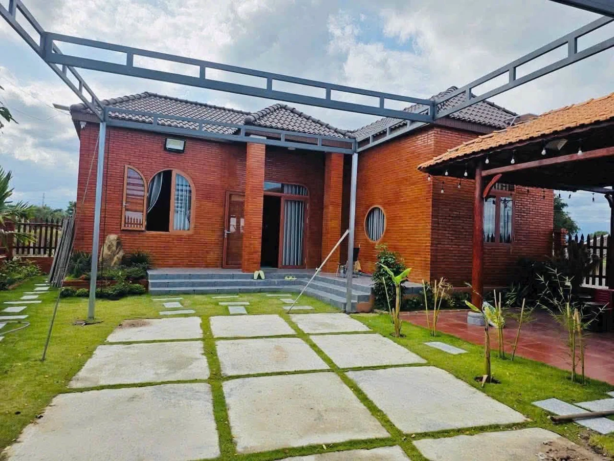 Bán homestay mặt tiền 240m2 Phan Thiết 1 tỷ 350 triệu - Ảnh thu nhỏ 3