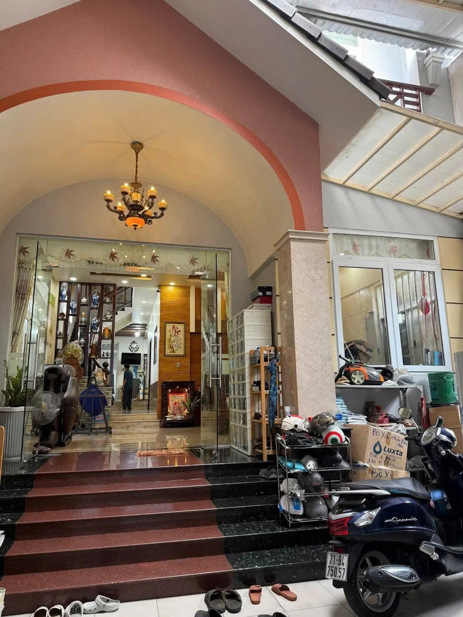 Bán nhà mặt tiền Nguyễn Huệ Bến Tre 342m2 22 tỷ - Ảnh thu nhỏ 4