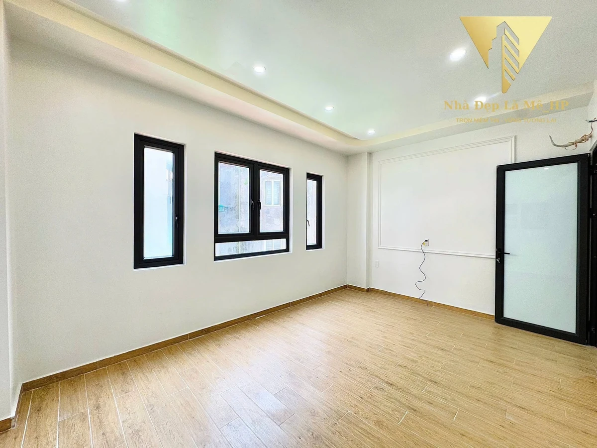 Bán nhà lô góc 4 tầng 45m² Quận 12 giá 3 tỷ 590 - Ảnh 1