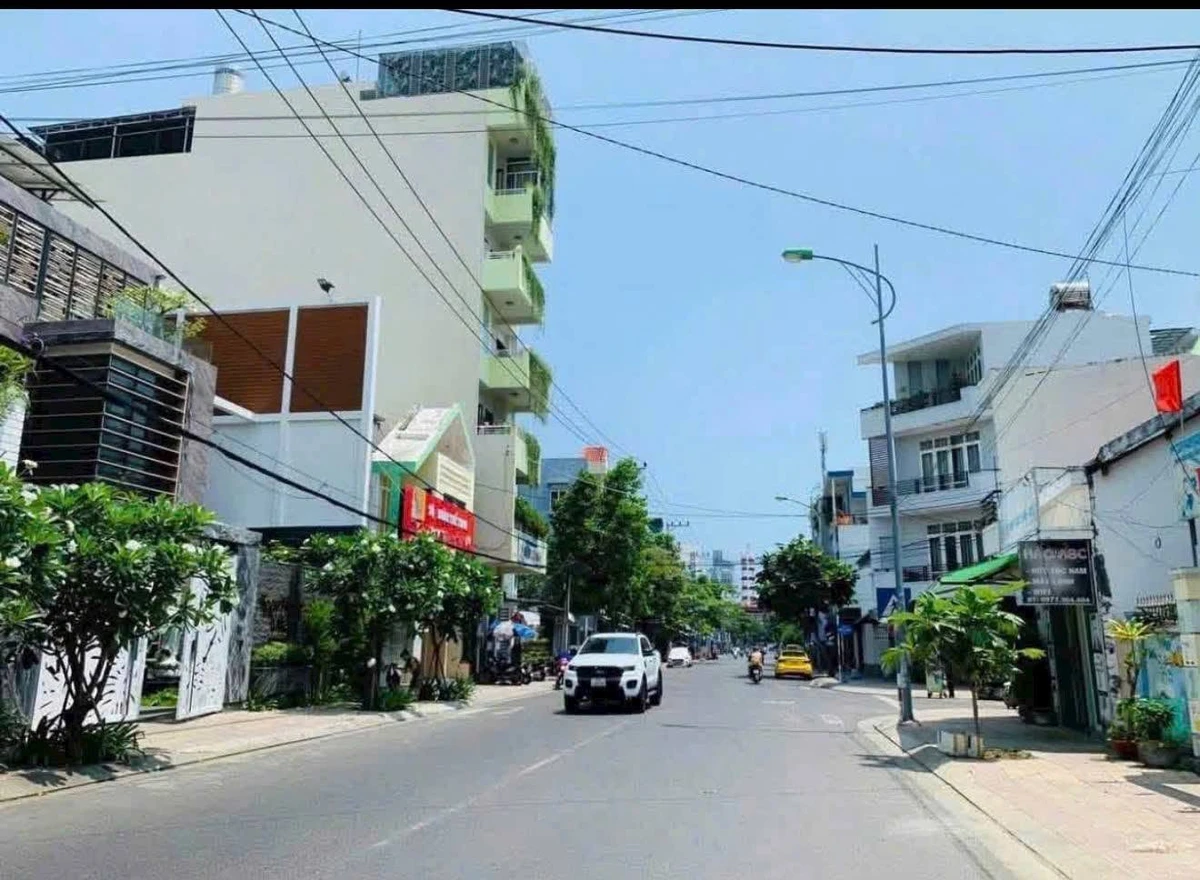 Bán nhà mặt tiền Cửu Long 212m² giá 135tr/m² TP Nha Trang - Ảnh thu nhỏ 2