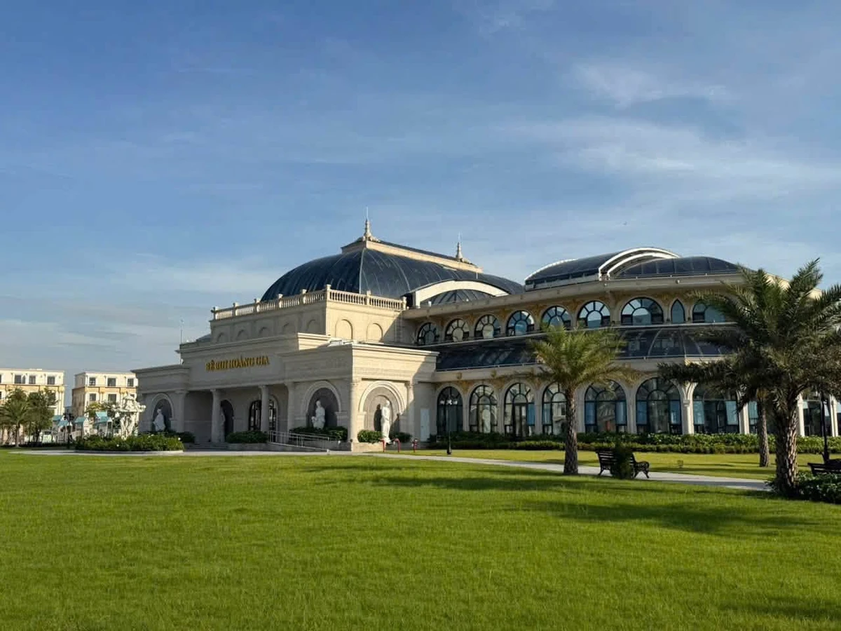 Bán song lập Hoàng Gia Vinhomes Hải Phòng 190m2, giá 21 tỷ - Ảnh thu nhỏ 4