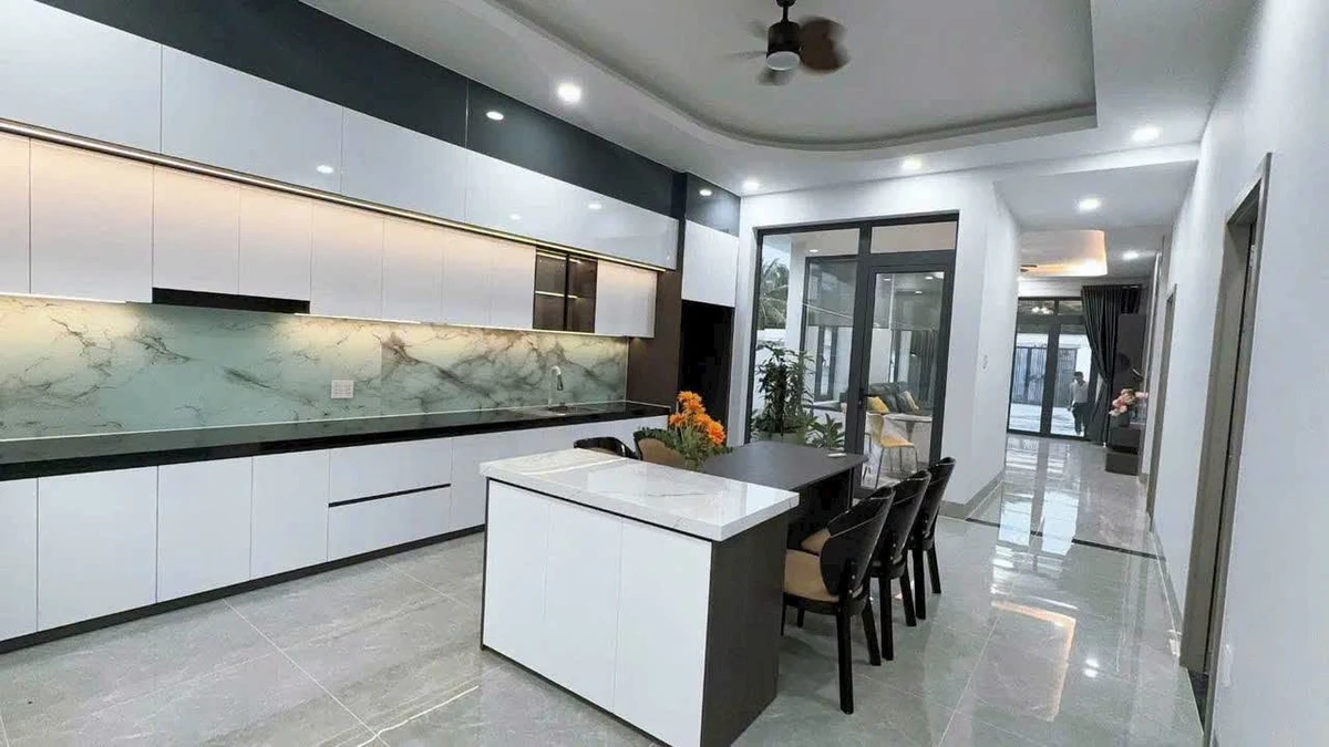 Bán nhà 3 phòng ngủ 400m² mặt tiền Tân Thành - Ảnh thu nhỏ 2