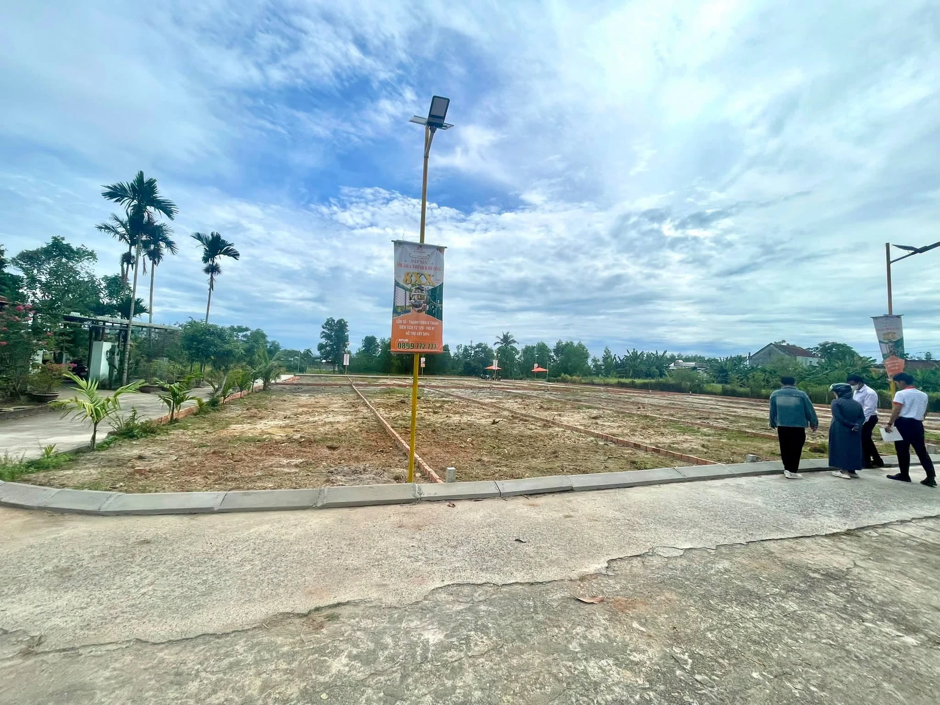 Bán lô đất 280m2 mặt tiền Hoà Tiến Đà Nẵng giá 8 tỷ - Ảnh 1