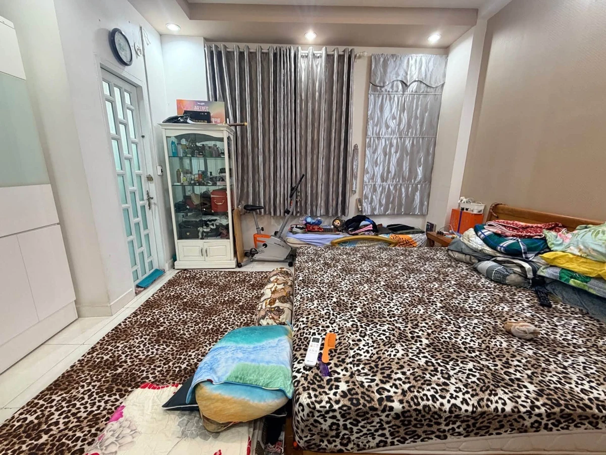 Bán nhà 4 tầng 4.5x8.5m gần mặt tiền Lê Văn Sỹ, Phú Nhuận, giá hơn 7 tỷ - Ảnh thu nhỏ 4