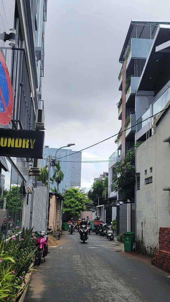 Bán tòa căn hộ 5 tầng sơn trà đà nẵng 200m2, 2 tỷ - Ảnh 1
