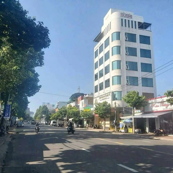 Nhà bán mặt tiền Tôn Đức Thắng Phan Thiết, 830m, 23 tỷ