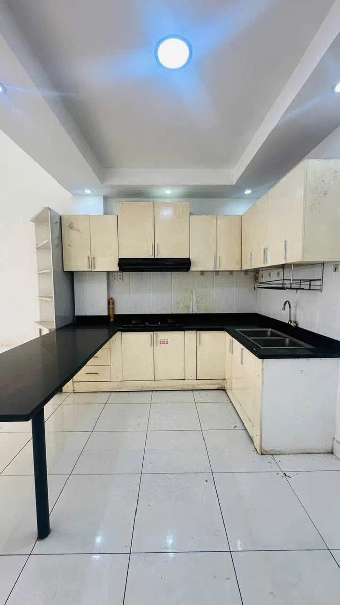Bán nhà 2 tầng 105m2, 2 mặt hẻm xe hơi trước sau, Hiệp Phú, Quận 9 - Ảnh thu nhỏ 4