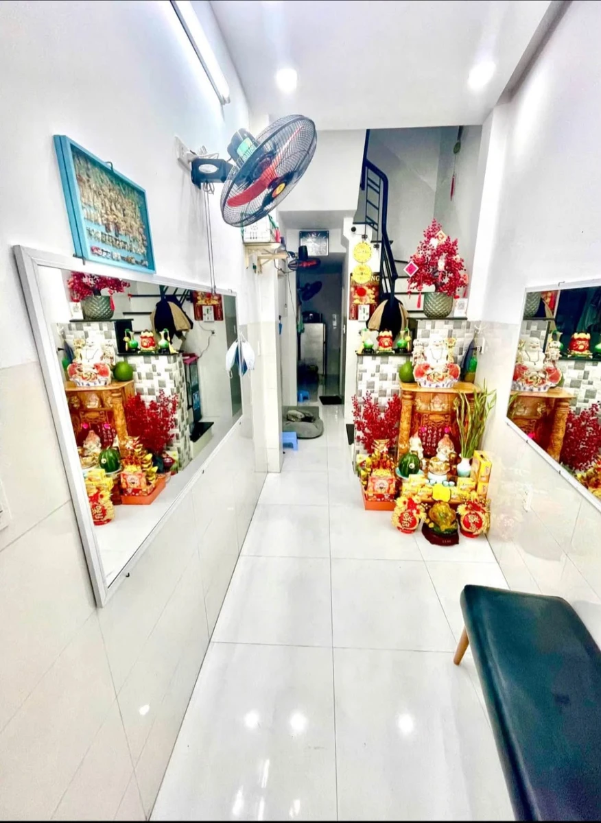 Bán nhà mặt tiền 68m2, 3 tầng tại Quy Nhơn, 1 tỷ 2 - Ảnh thu nhỏ 2