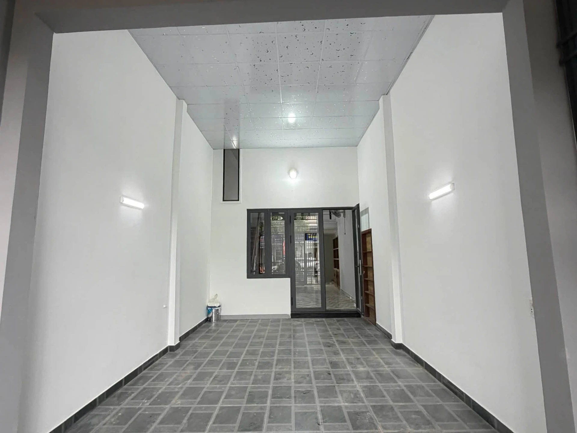 Nhà mặt tiền kinh doanh Phạm Văn Đồng Tân Phú 50m2 4.25 tỷ - Ảnh 1