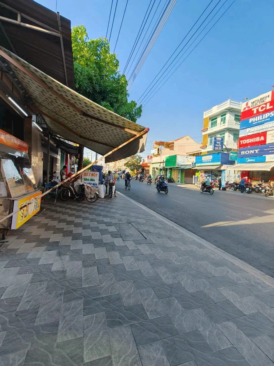 Bán nhà 1 trệt 1 lầu MTKD Nguyễn Hội, Phan Thiết 6 tỷ - Ảnh thu nhỏ 4