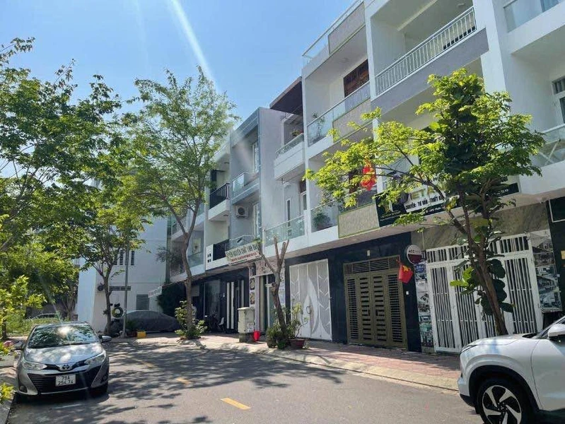 Bán nhà 3 tầng 64m2 KĐT Lê Hồng Phong 2 - 7.3 tỷ