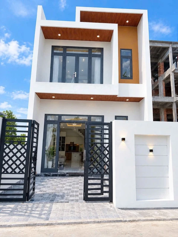 Bán nhà 3 tầng hẻm 46m2 Thanh Niên Quy Nhơn math