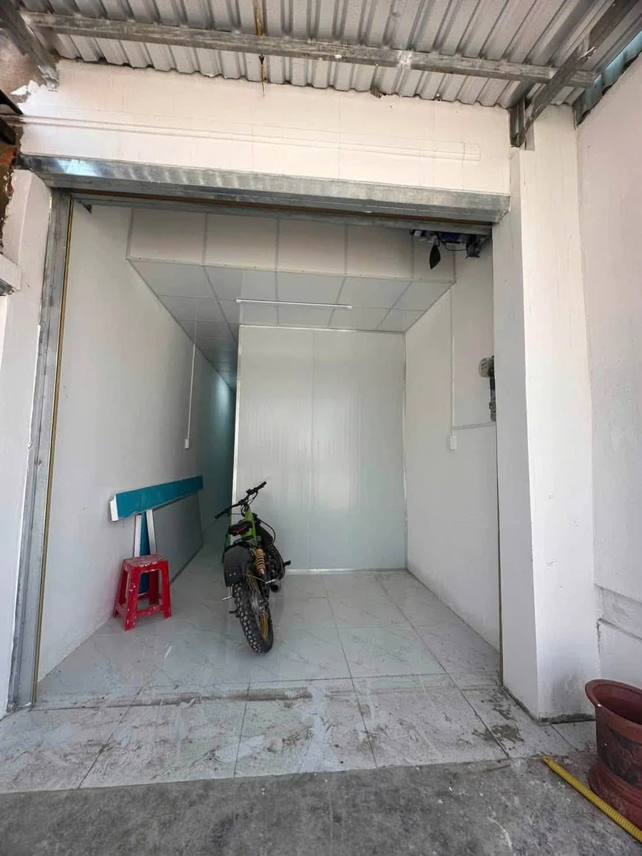 Nhà mặt tiền Tỉnh Lộ Kinh 81m² 2,7 tỷ Quận 1 - Ảnh thu nhỏ 3