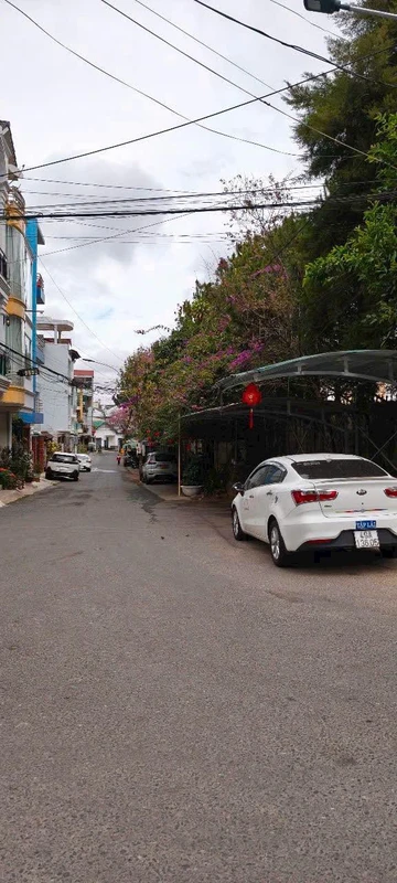 Bán nhà mặt tiền Đà Lạt 105,6m² 15 tỷ Phường Cẩm Lý