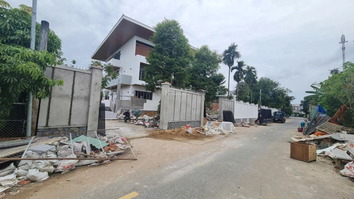 Chính chủ bán gấp 130m2 đất ở tại Bình Khánh, TP. Long Xuyên, tiềm năng đầu tư đón đầu hạ tầng - Ảnh 1