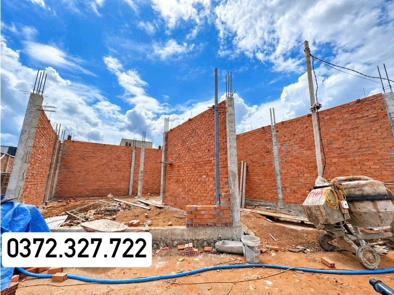 Bán đất view hồ 15x65m, mặt tiền đường nhựa, sổ sẵn batban