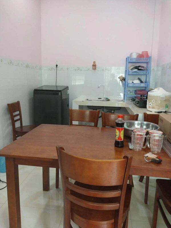 Bán 2 căn nhà và 1 nền đất 630m2 mặt tiền lộ xe 16 chỗ tại Phú An Hòa, Châu Thành