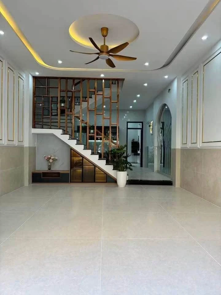 Bán nhà mặt tiền 80m2, 4 phòng ngủ Gara Quyền Quy Nhơn - Ảnh thu nhỏ 2