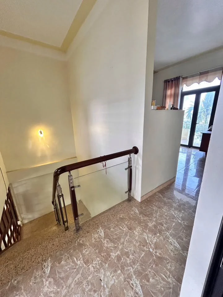 Bán biệt thự 2 mê 188m² Trần Anh Tông Ba La, 5 phòng ngủ 2 tỷ 4 - Ảnh thu nhỏ 3