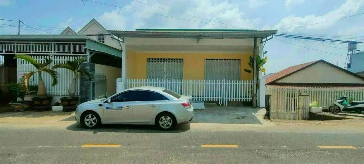 Bán nhà mặt tiền Tây Sơn Bảo Lộc 216m² 5.8 tỷ - Ảnh 1