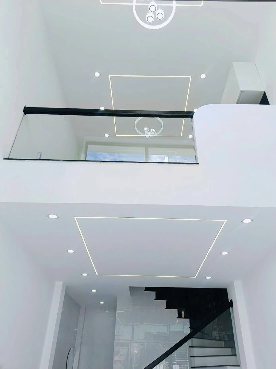 Bán nhà phố 3.5 tầng 24,5m² đường Hoàng Văn Thụ, Phường Quy Nhơn Nam - Ảnh thu nhỏ 3