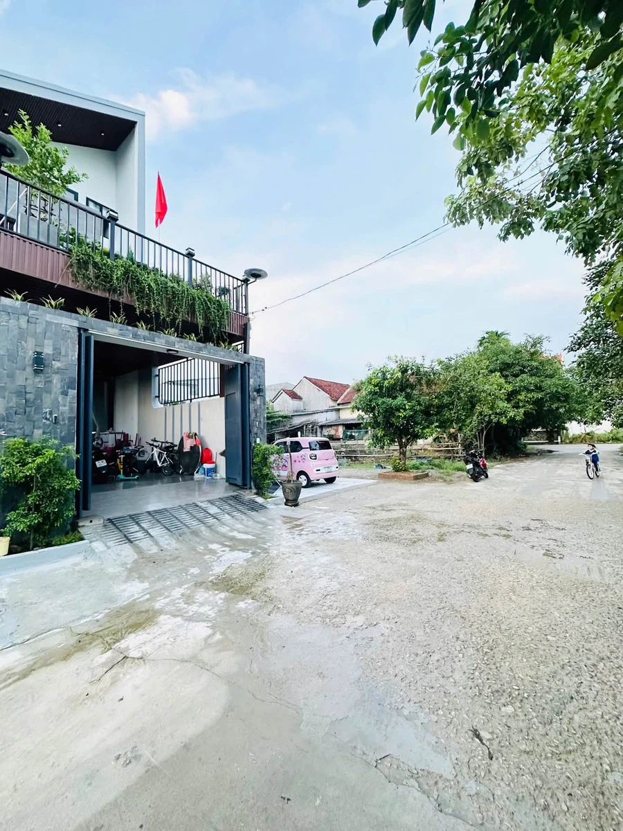 Bán đất mặt tiền 129.9m² view sân bóng Lại Thế, Mỹ Thượng, Huế - Ảnh thu nhỏ 2