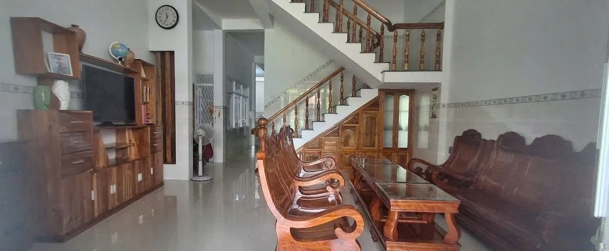 Bán nhà 2 tầng 126m2, 3 phòng, Bình Kiến, Bình Tân - Ảnh 1