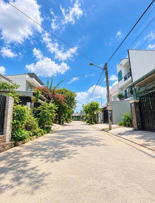 Bán nhà 2PN Tân An, Thủ Dầu Một, Bình Dương, 98.7m², 2.48 tỷ