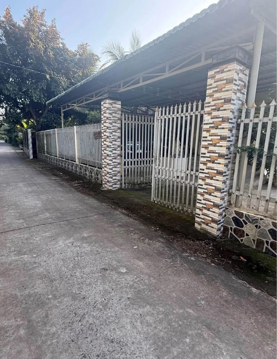 Bán đất 1.490m2 có sẵn nhà 180m2, 3 phòng ngủ tại xã Phước Thạnh, Châu Thành - Ảnh 1