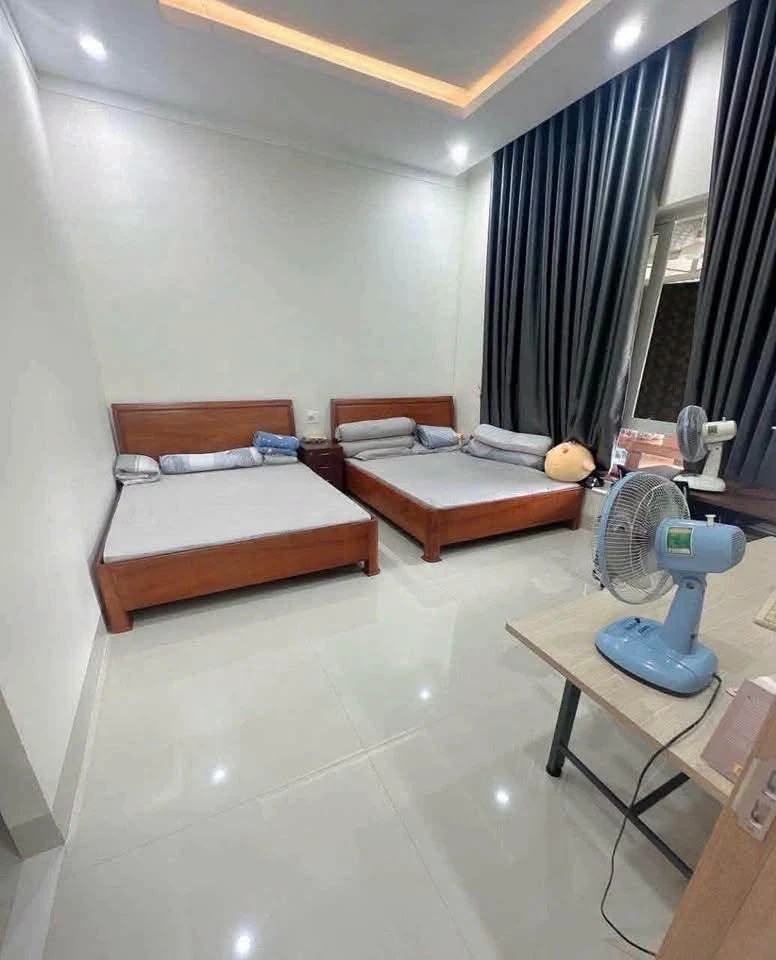 Bán nhà Tân Phú 10x27m, 2 phòng ngủ, sân vườn - Ảnh thu nhỏ 4