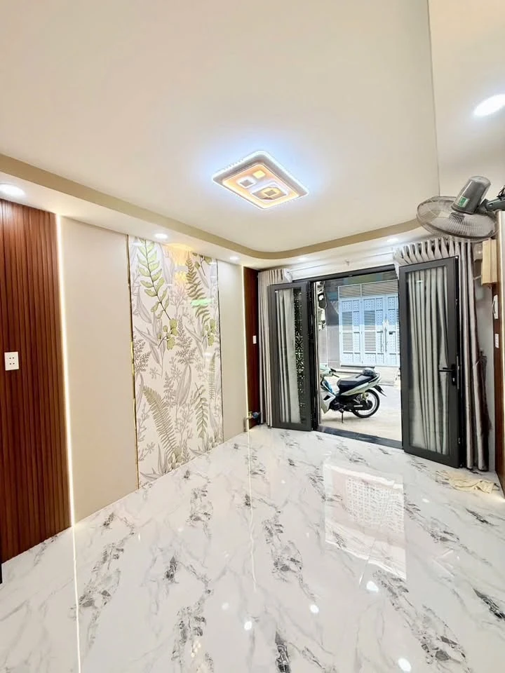 Bán nhà mới Quận 4, 21m², 3 PN, 3 WC, giá 6.699 tỷ - Ảnh thu nhỏ 5