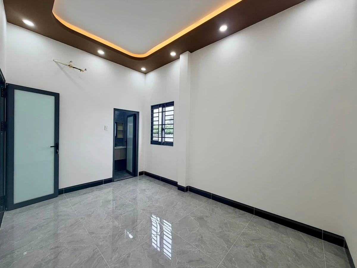 Nhà mặt đường Hoàng Lê Kha 80m² 3PN, Rạch Giá 2 tỷ 050 - Ảnh thu nhỏ 4