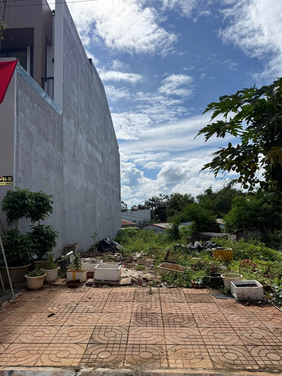 Bán lô đất 2 mặt tiền 115m² Quận 12 - Ảnh 1