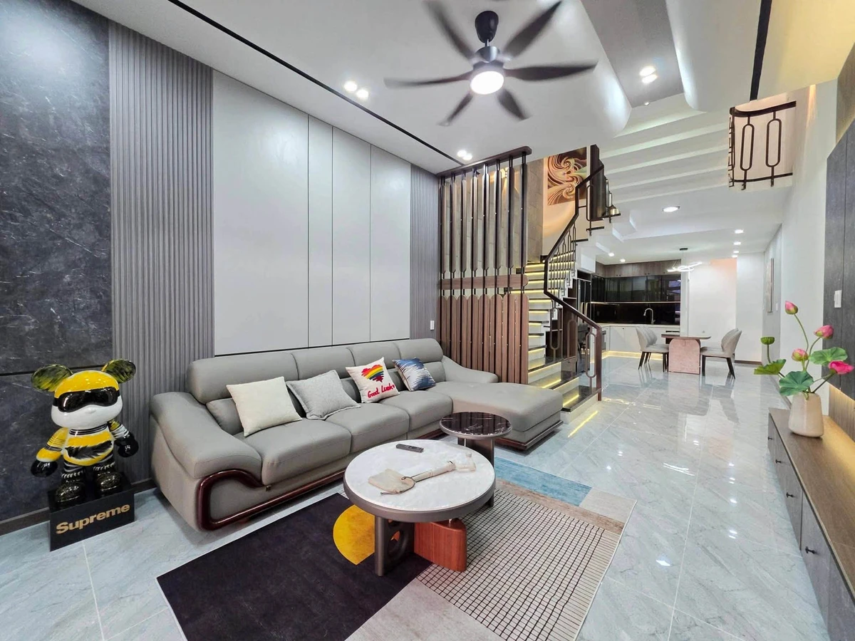 Bán nhà mặt tiền 3 tầng 83m² đường Tôn Đản, gần chợ Hòa An, giá 8,8 tỷ - Ảnh thu nhỏ 4