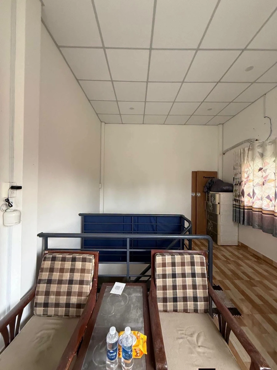 Bán nhà 2 tầng 2 mặt tiền hẻm 145 Lê Văn Quới, 55m², 3,3 tỷ, Bình Tân - Ảnh thu nhỏ 4