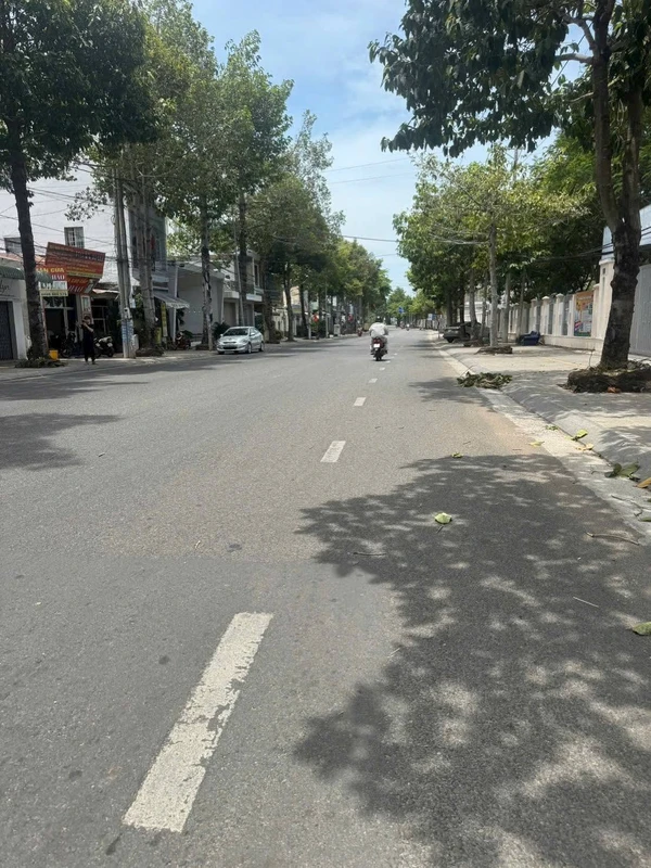 Bán nhà mặt tiền kinh doanh 211,6m² Nguyễn Văn Cừ, Bà Rịa
