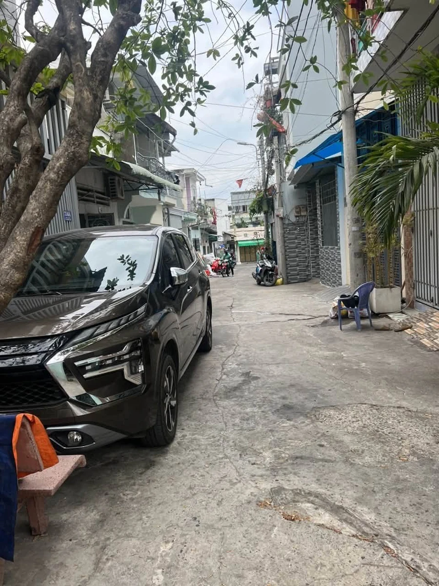 Bán nhà hẻm ô tô 130m2, 3PN 3WC, đường Tăng Nhơn Phú, Quận 9 - Ảnh thu nhỏ 2