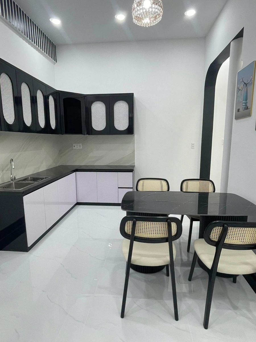 Nhà bán 3 phòng ngủ 98.5m² hẻm Ngô Thì Sỹ, Rạch Giá - Ảnh thu nhỏ 2