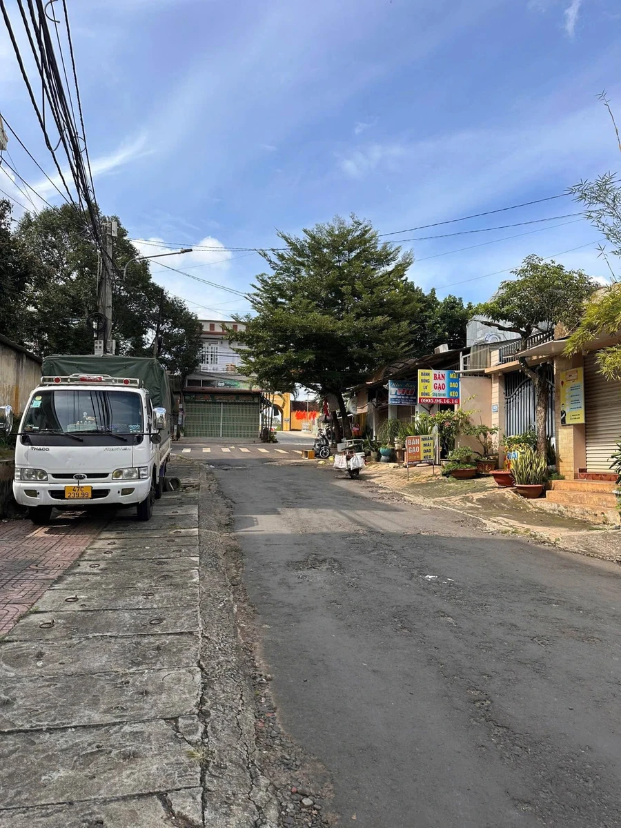 Bán đất mặt tiền 358m2 đường Nguyễn Cư Trinh, trung tâm Buôn Ma Thuột, giá 8,5 tỷ - Ảnh thu nhỏ 4
