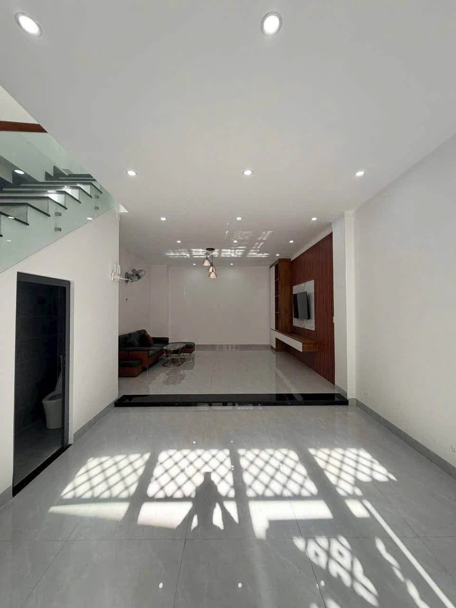 Bán nhà hẻm Nam Quốc Cang Buôn Ma Thuột, 170m², 3 phòng ngủ, 2.75 tỷ - Ảnh thu nhỏ 4
