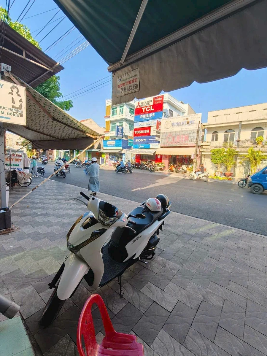 Bán nhà 1 trệt 1 lầu MTKD Nguyễn Hội, Phan Thiết 6 tỷ - Ảnh thu nhỏ 3