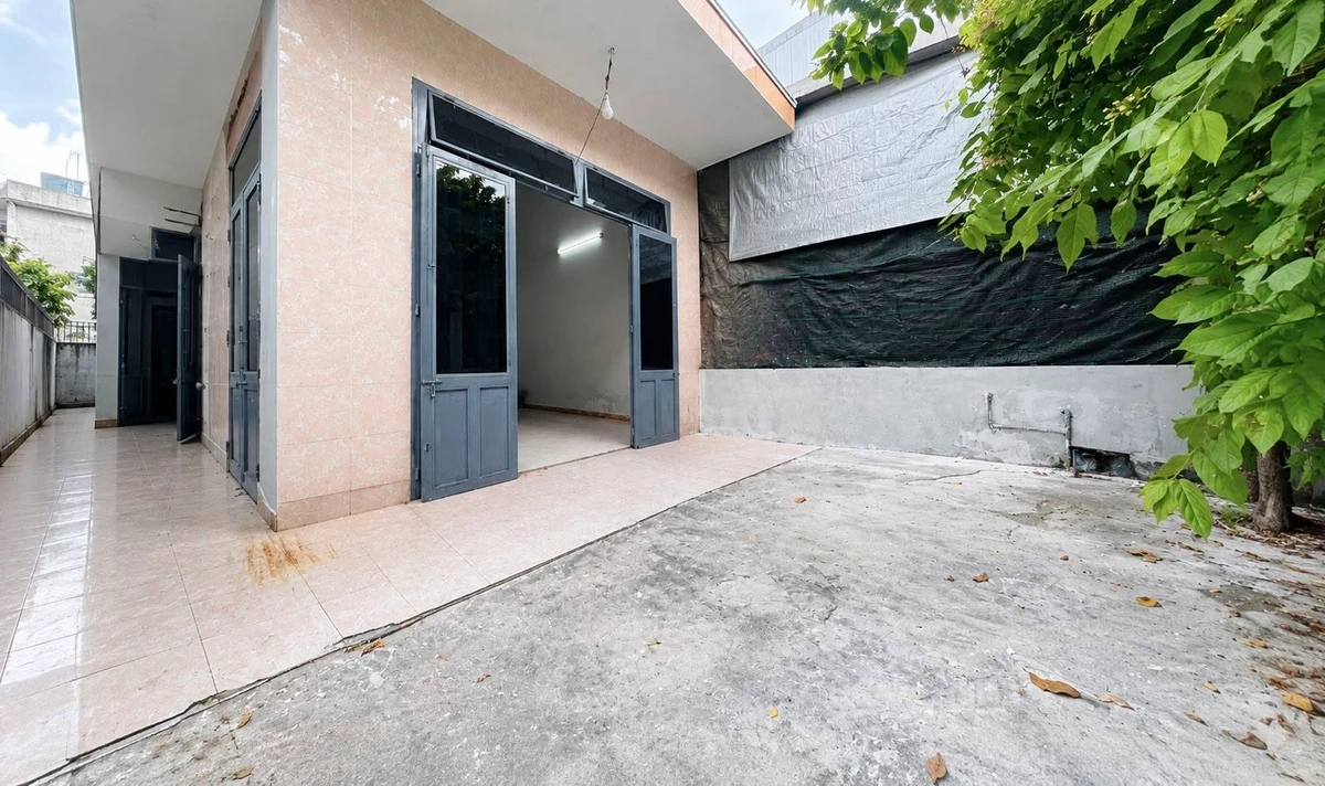 Bán nhà cấp 4 80m2 kiệt ô tô đường Cách Mạng Tháng 8, Cẩm Lệ, Đà Nẵng giá 3,05 tỷ - Ảnh 1